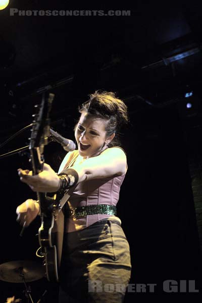 MY BRIGHTEST DIAMOND - 2007-10-02 - PARIS - La Maroquinerie - Shara Worden